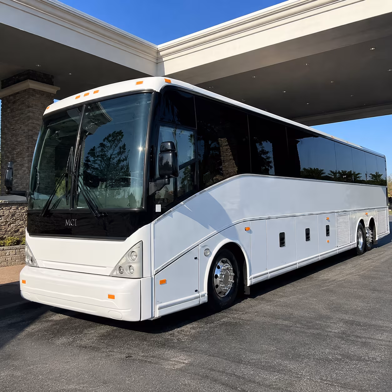 shuttle buses at john wayne airport sna for eastvale travelers